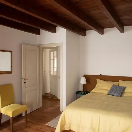Piazzetta Del Castello Apartman